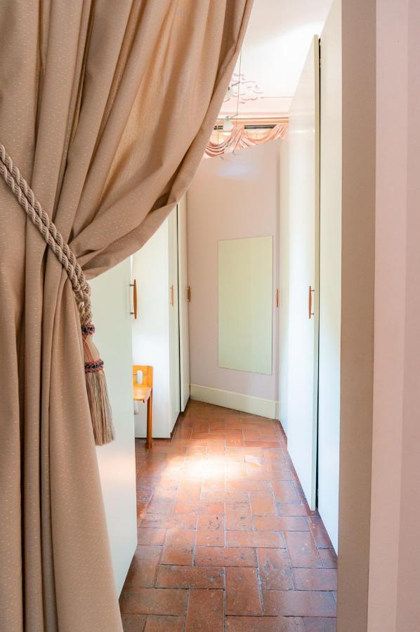 Suite & Apartment In Villa Del 1700 Gavardo Exterior foto